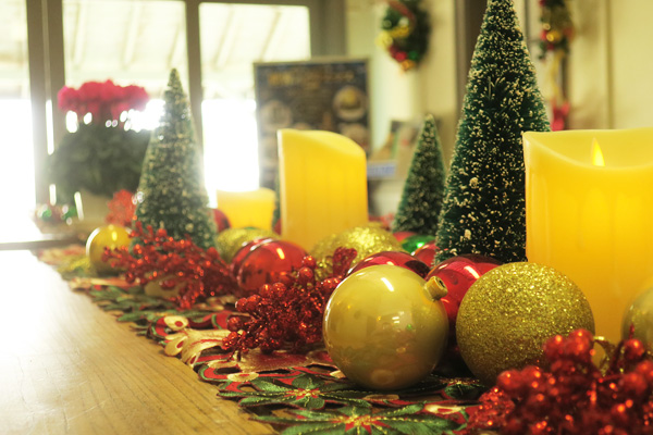 �R�萼�m�ِ��E�̃N���X�}�X